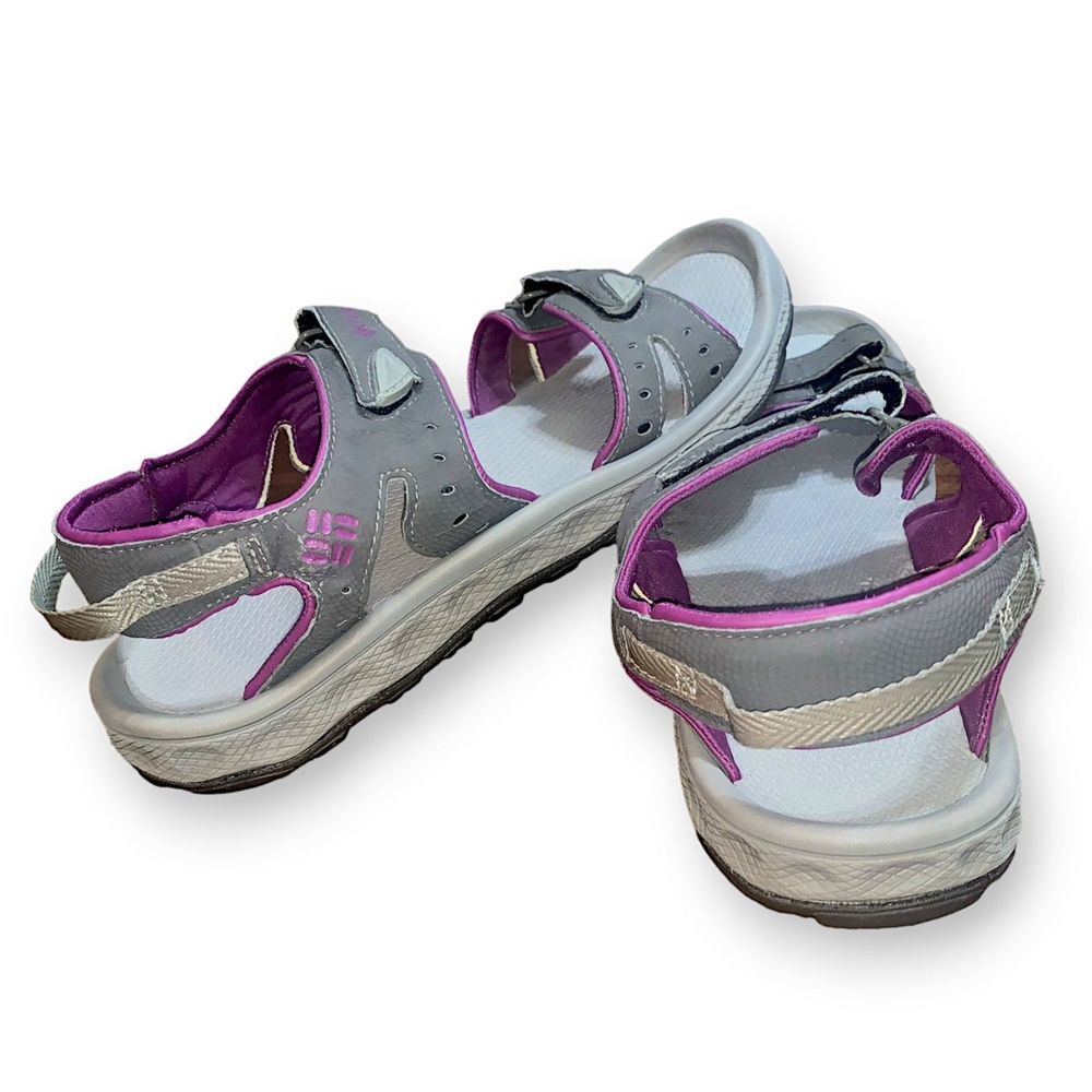 Women's Columbia Techlite Gray and Purple Sandals Size 10